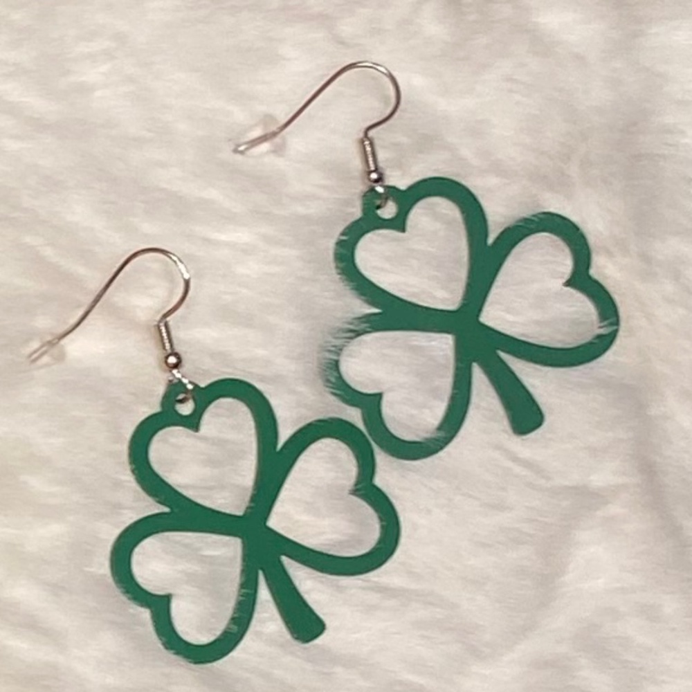 St. Patrick's Day ☘️ Earrings. NWT